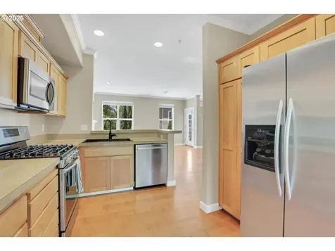 2879 NW Kennedy Court Portland OR 97229