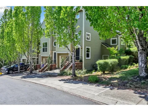 2879 NW Kennedy Court Portland OR 97229