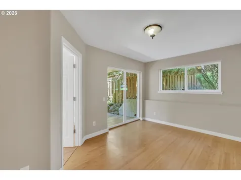 2879 NW Kennedy Court Portland OR 97229