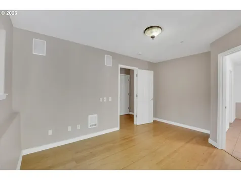 2879 NW Kennedy Court Portland OR 97229