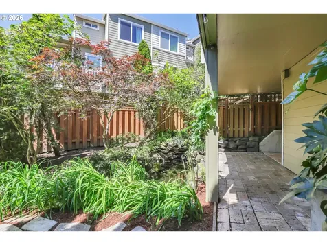 2879 NW Kennedy Court Portland OR 97229