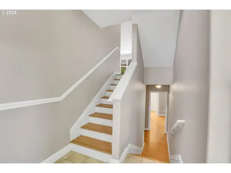 2879 NW Kennedy Court Portland OR 97229
