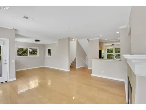 2879 NW Kennedy Court Portland OR 97229