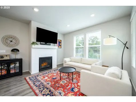 1672 NW Landon Street Mcminnville OR 97128