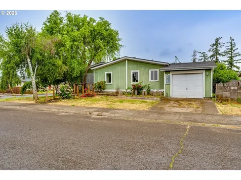 310 E 10th Place Junction City OR 97448