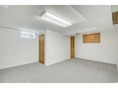 4315 NE Laurelhurst Place Portland OR 97213