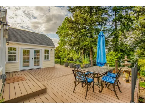4315 NE Laurelhurst Place Portland OR 97213