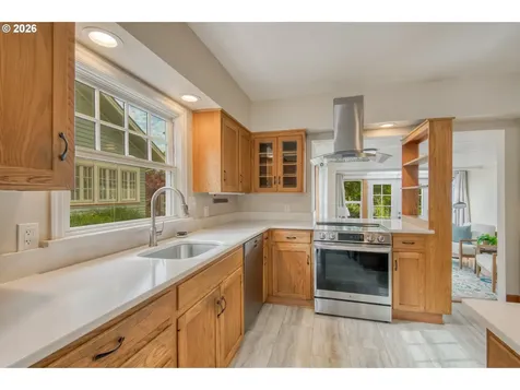 4315 NE Laurelhurst Place Portland OR 97213