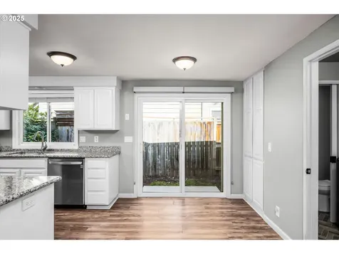 1215 Cedar Ridge Drive Eugene OR 97401