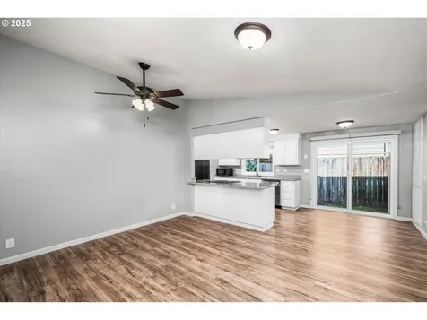 1215 Cedar Ridge Drive Eugene OR 97401