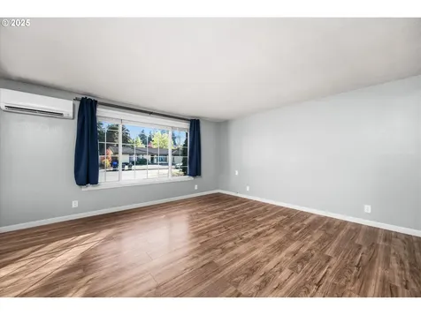 1215 Cedar Ridge Drive Eugene OR 97401