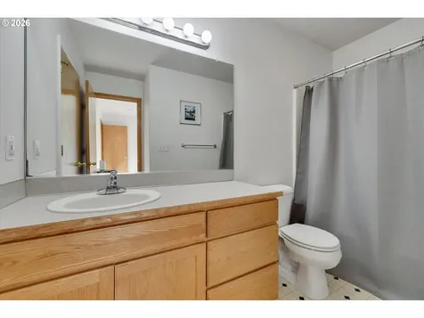 10907 SE Henderson Drive Portland OR 97266