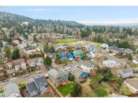 10907 SE Henderson Drive Portland OR 97266
