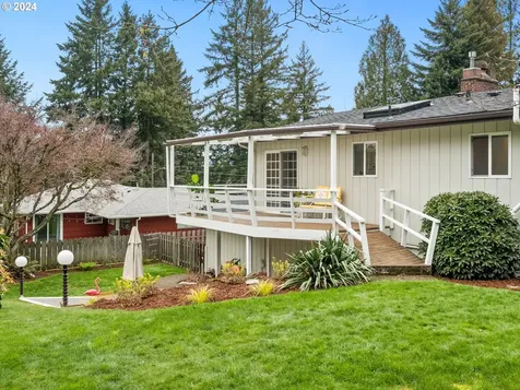 1225 NE 166th Avenue Portland OR 97230