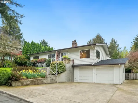 1225 NE 166th Avenue Portland OR 97230