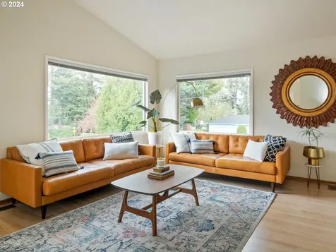 1225 NE 166th Avenue Portland OR 97230