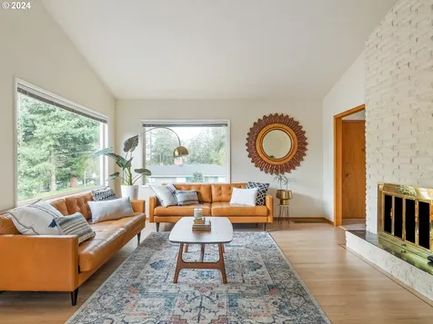 1225 NE 166th Avenue Portland OR 97230