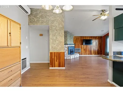 26 E 3rd Street Lowell OR 97452