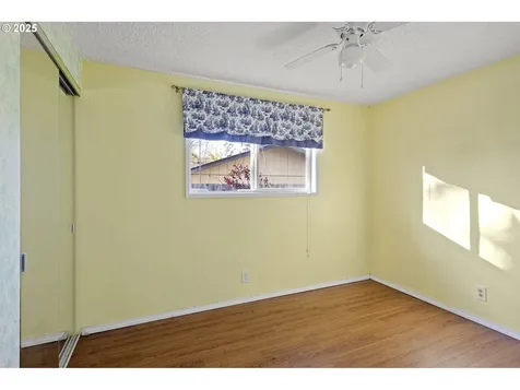 26 E 3rd Street Lowell OR 97452