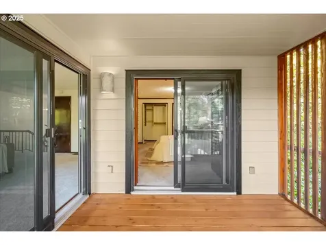 4470 Lakeview Boulevard Lake Oswego OR 97035