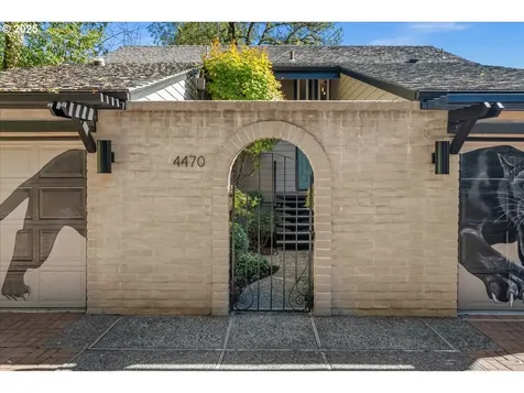 4470 Lakeview Boulevard Lake Oswego OR 97035