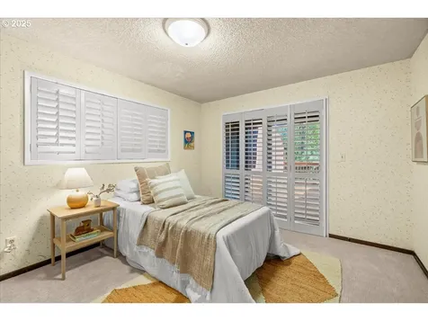 4470 Lakeview Boulevard Lake Oswego OR 97035