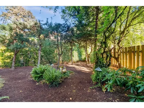 4470 Lakeview Boulevard Lake Oswego OR 97035