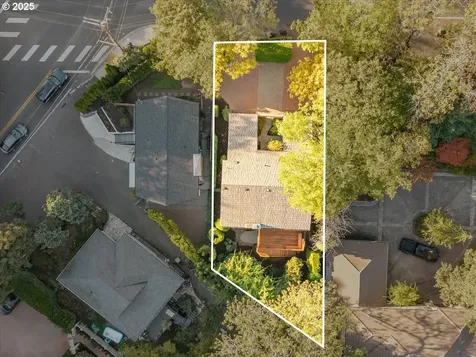 4470 Lakeview Boulevard Lake Oswego OR 97035