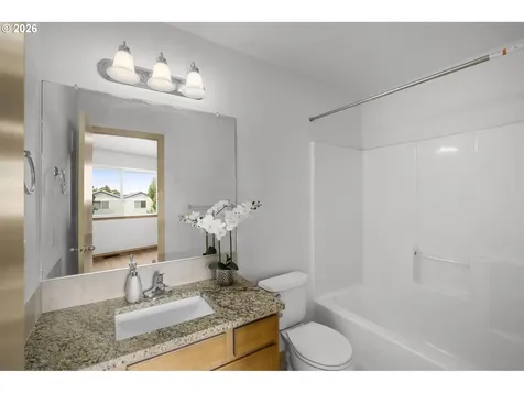 6720 SE 81st Avenue Portland OR 97206