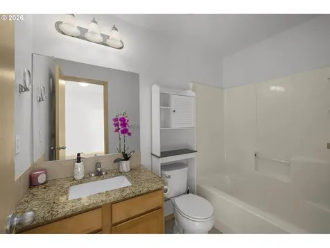 6720 SE 81st Avenue Portland OR 97206