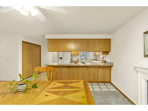 6196 SE Century Court Hillsboro OR 97123