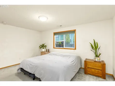 6196 SE Century Court Hillsboro OR 97123