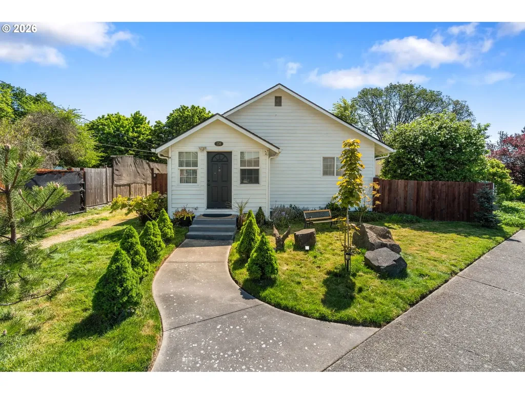 226 SW 16th Street Chehalis WA 98532
