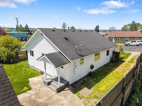 226 SW 16th Street Chehalis WA 98532