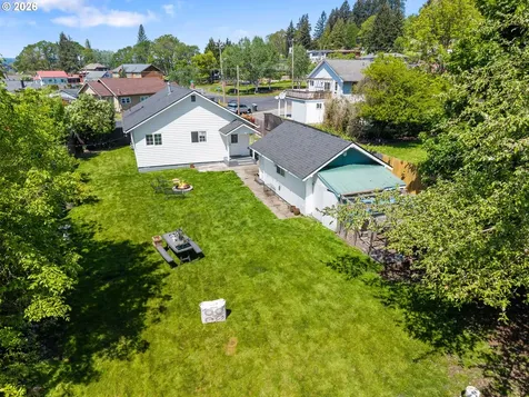 226 SW 16th Street Chehalis WA 98532