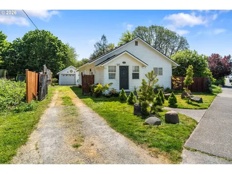 226 SW 16th Street Chehalis WA 98532