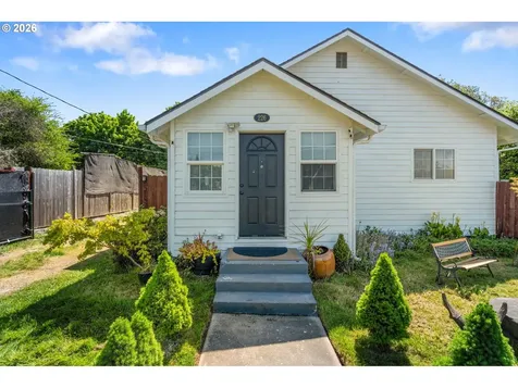 226 SW 16th Street Chehalis WA 98532