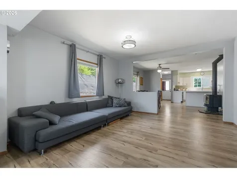 226 SW 16th Street Chehalis WA 98532