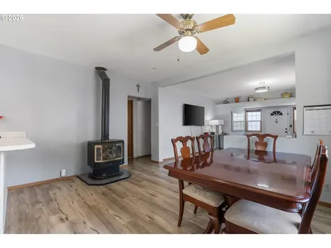 226 SW 16th Street Chehalis WA 98532