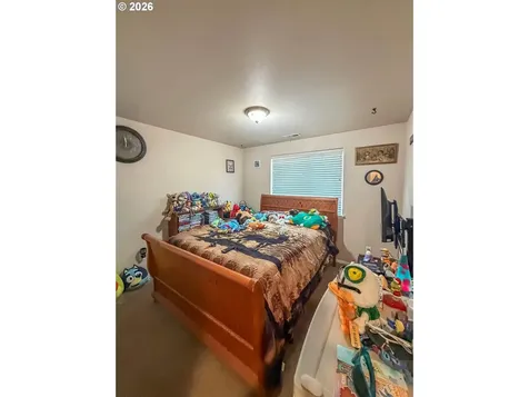 185 SE Lebleu Lane Winston OR 97496