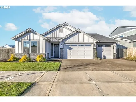 4497 SE 62nd Avenue Hillsboro OR 97123