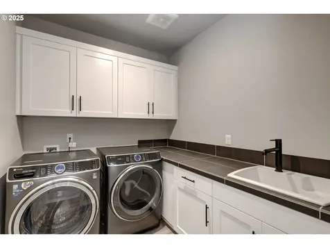 4497 SE 62nd Avenue Hillsboro OR 97123