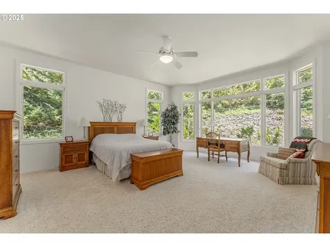558 Wulff Lane Roseburg OR 97471