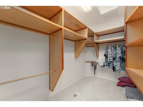 558 Wulff Lane Roseburg OR 97471