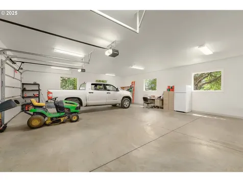 558 Wulff Lane Roseburg OR 97471