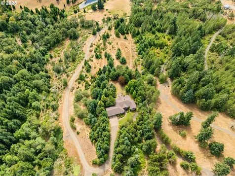 558 Wulff Lane Roseburg OR 97471