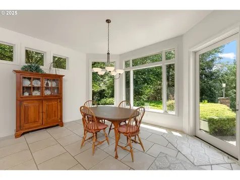 558 Wulff Lane Roseburg OR 97471