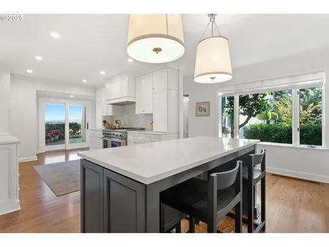 2933 SW Fairview Boulevard Portland OR 97205