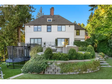 2933 SW Fairview Boulevard Portland OR 97205