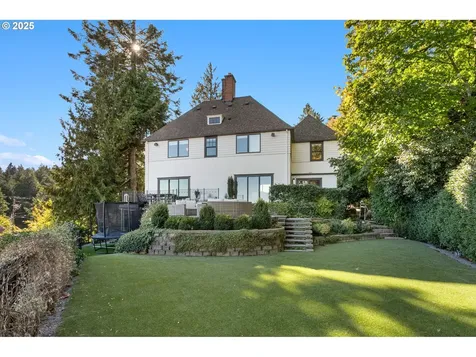 2933 SW Fairview Boulevard Portland OR 97205